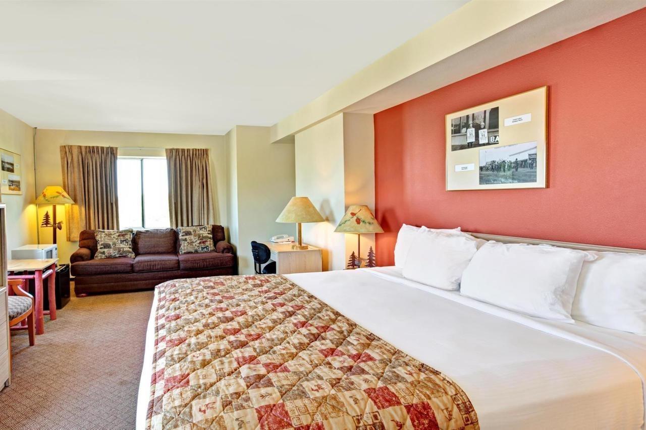 Ramada By Wyndham Anchorage Hotel Kültér fotó